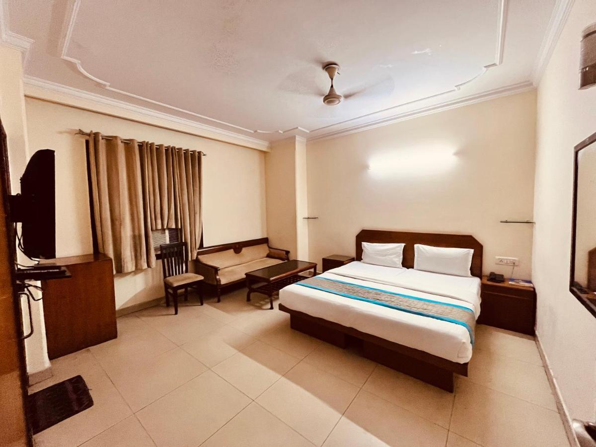 Ashoka Hotel Karol Bagh Delhi New Delhi Exterior photo
